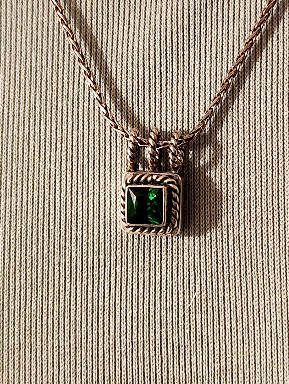 Lori Bond Necklace **